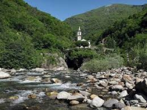 Passo lento – Escursione Cannobio Orrido di San Anna