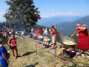 Le Tradizioni della montagna: festa all&#039;alpeggio Alpone di Curiglia