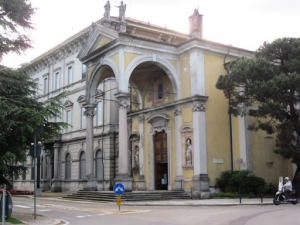 Chiese sui sentieri del Luinese, da Luino, Voldomino e Valdumentina