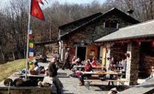 Passeggiata pomeridiana al rifugio Bois con aperitivo